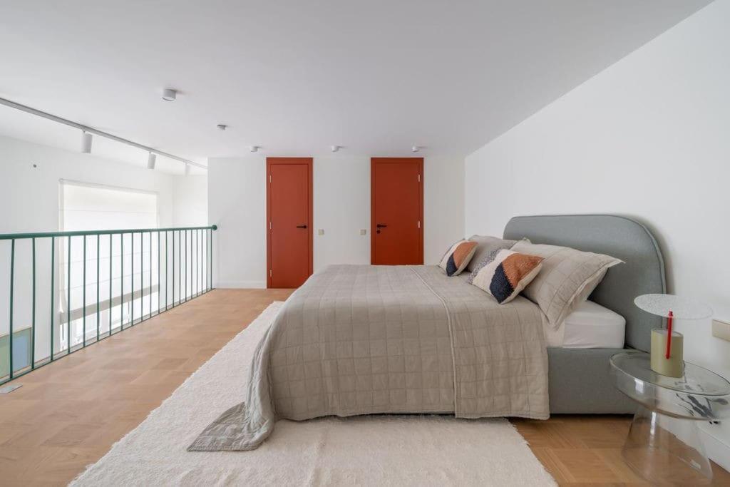 Апартаменти Designer Loft In The City Center Рига Екстер'єр фото